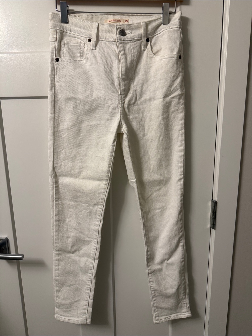 Women's White Skinny Jeans - High-Rise Stretch